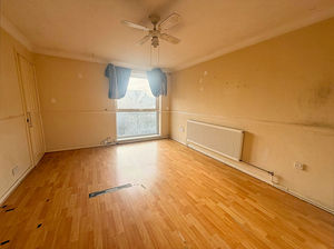 Lounge- click for photo gallery